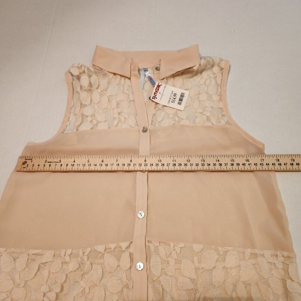 ❤️ 4/$20 NWT Event sleeveless top Women's medium button-up lace tank top Light - Picture 4 of 12